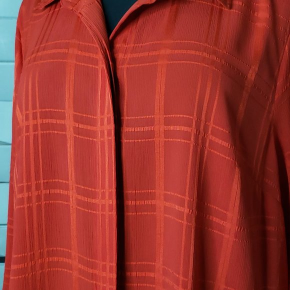 *NEW DIRECTION* STUNNING RED BLOUSE - Picture 4 of 15